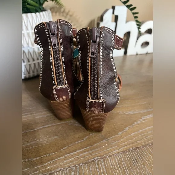 Spring Step Fresh Caged Strappy Heeled Leather Sandals - Picture 12 of 16